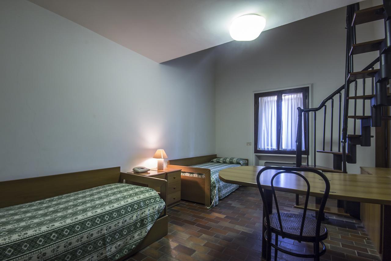 Hotel Antico Casale Le Fossate Giove Zewnętrze zdjęcie